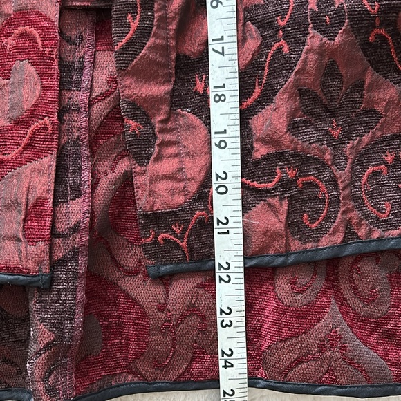 Exotic brocade jacket - Picture 11 of 11
